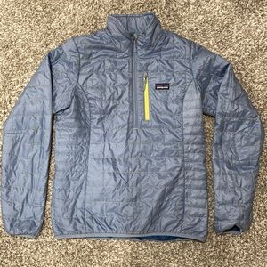 Patagonia Womens pull-over jacket